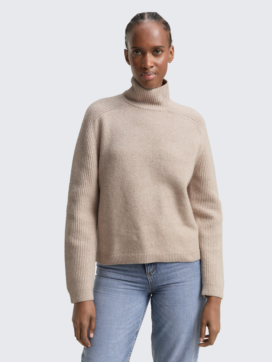lässiger strickpullover mit stehkragen