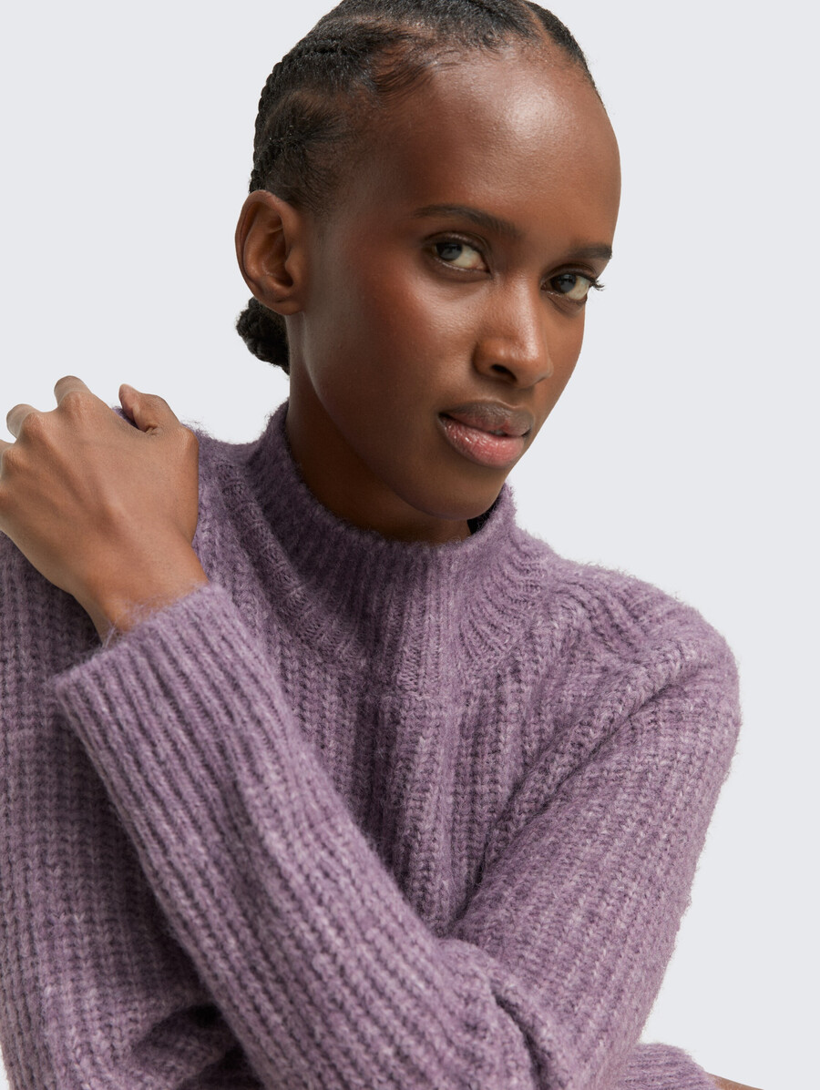 lässiger strickpullover mit stehkragen