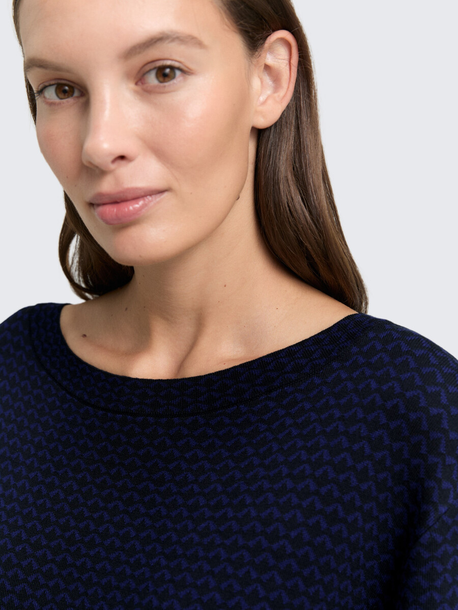 locker geschnittener jacquard-strickpullover