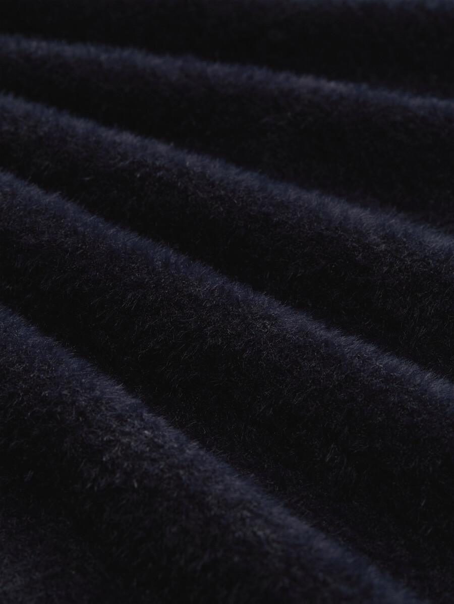 strickjacke aus federgarn mit reißverschluss