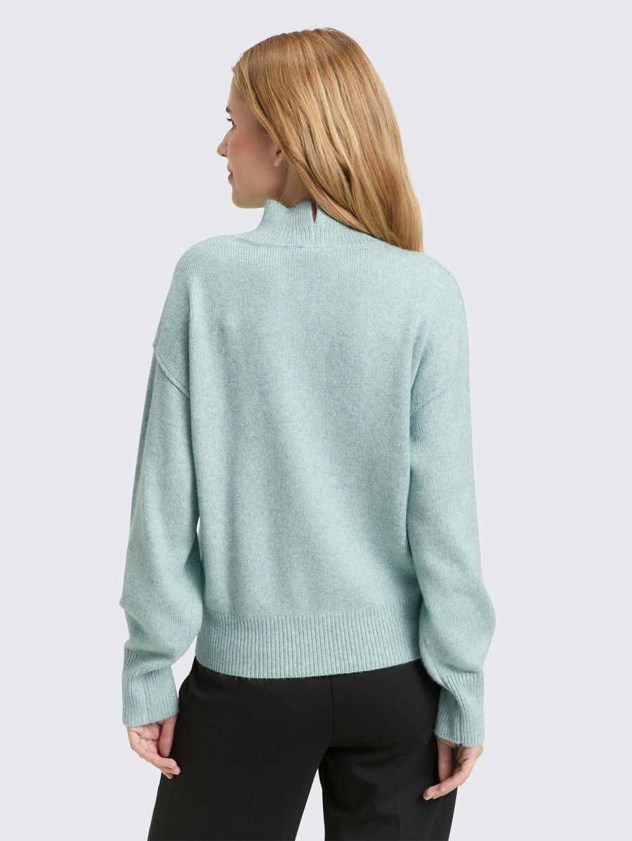 oversized-strickpullover mit stehkragen