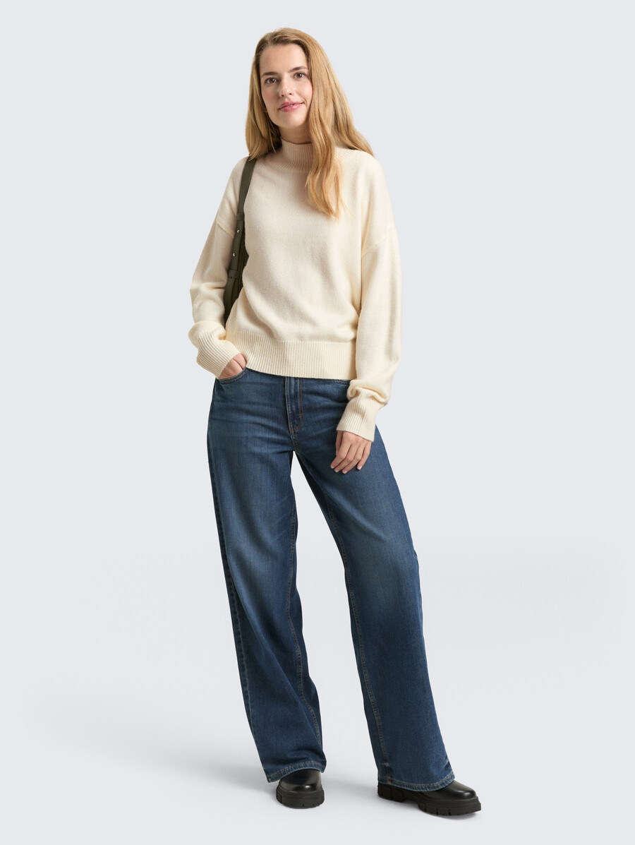 oversized-strickpullover mit stehkragen