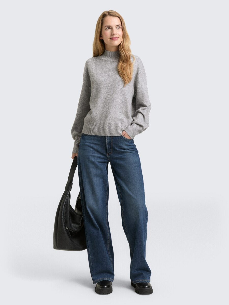 oversized-strickpullover mit stehkragen
