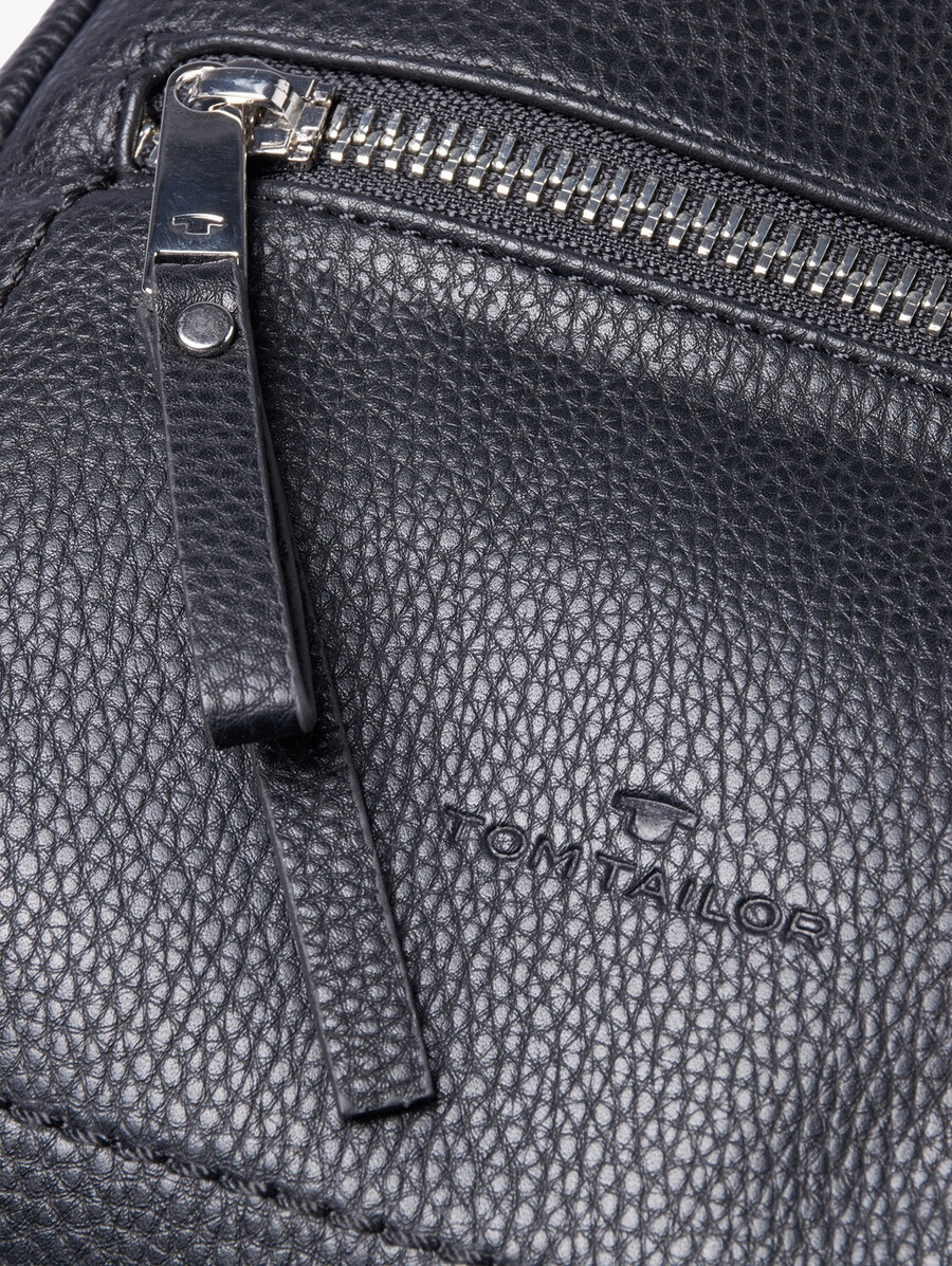 tttinna s rucksack aus kunstleder