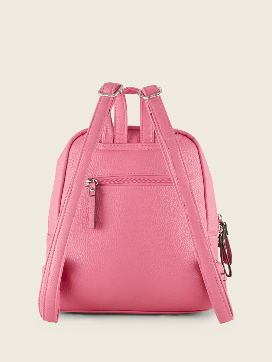 tttinna s rucksack mit kleinem geprägtem logo