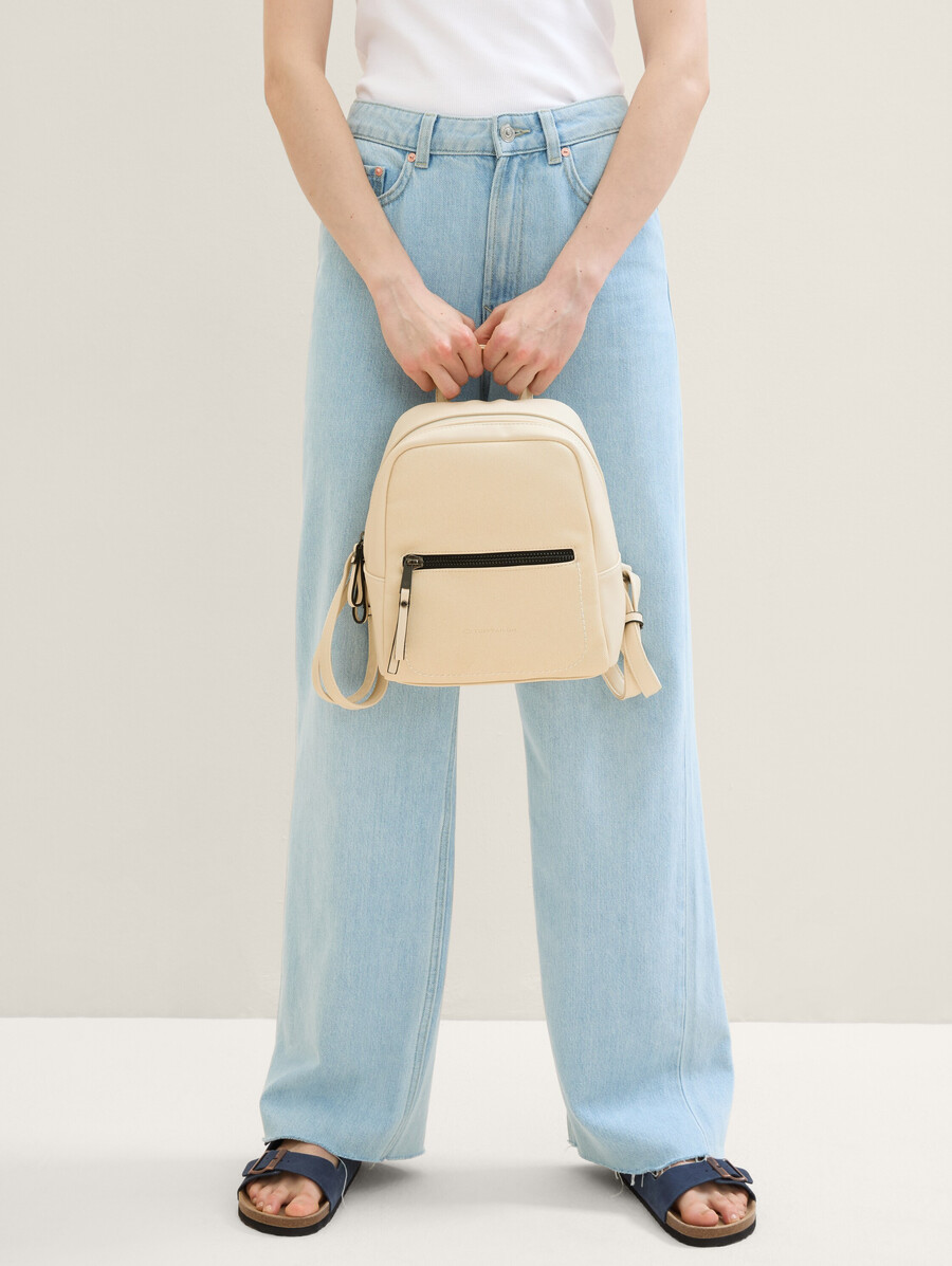 tttamara s rucksack in canvas-optik