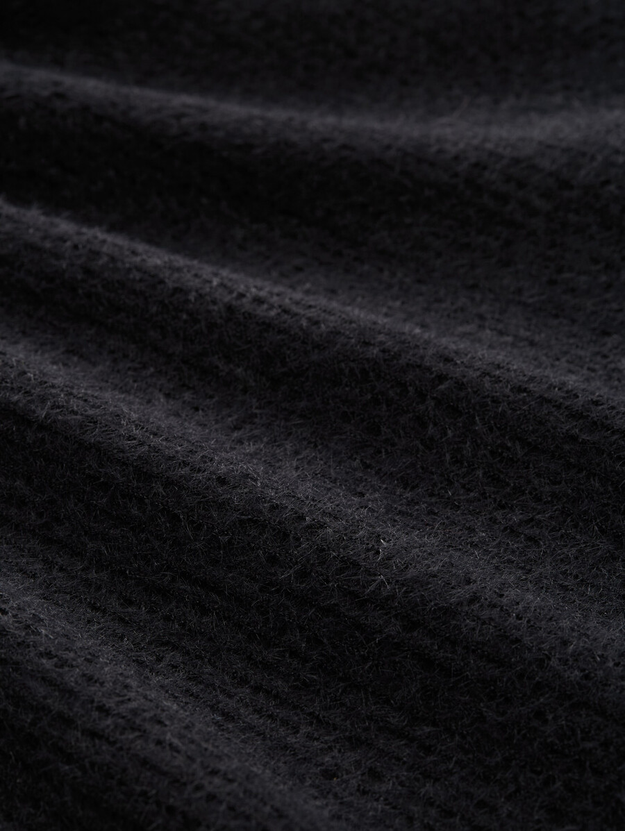 strickjacke aus federgarn mit reißverschluss