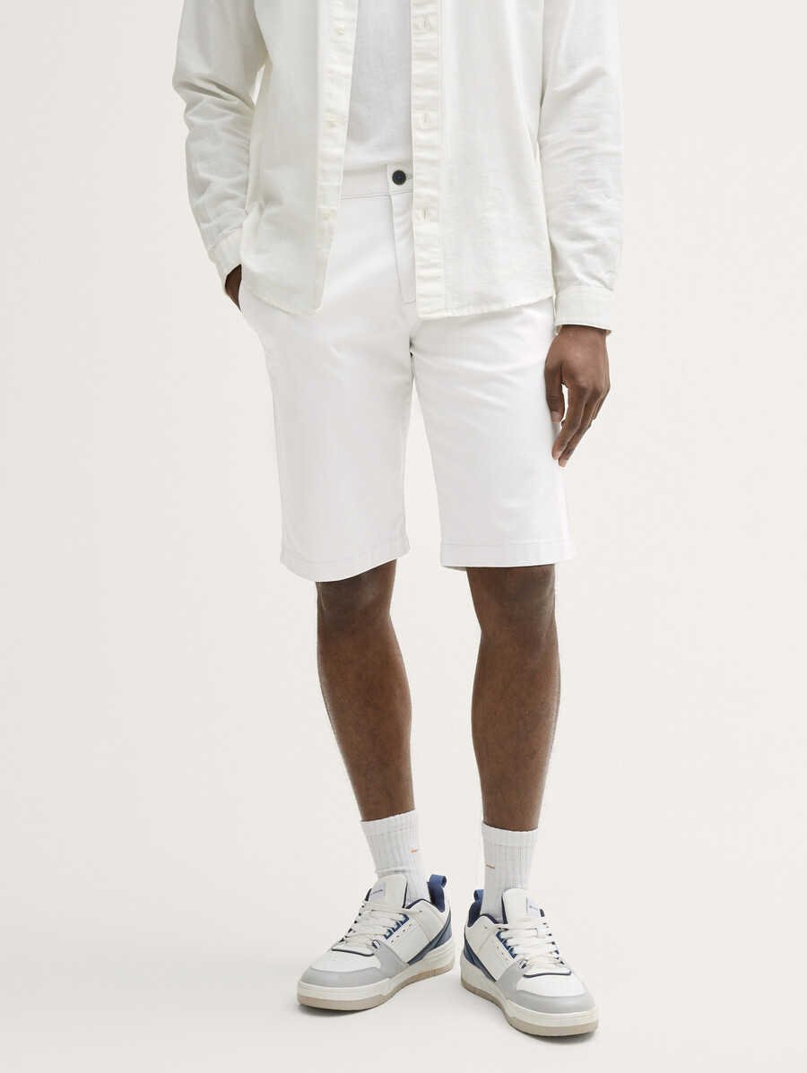 chino-shorts in normaler passform
