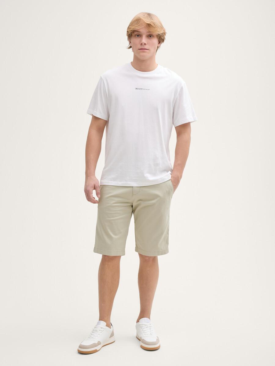 chino-shorts in normaler passform