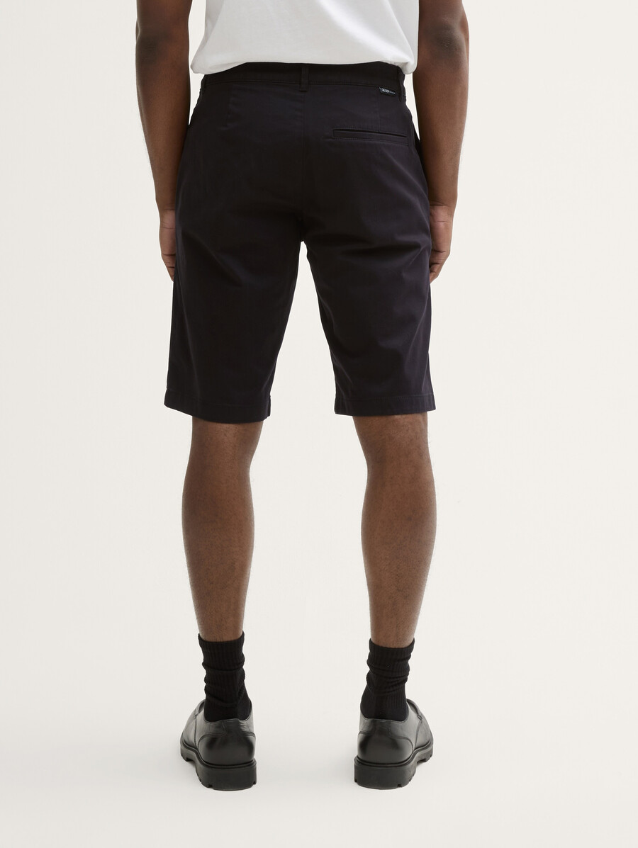 chino-shorts in normaler passform