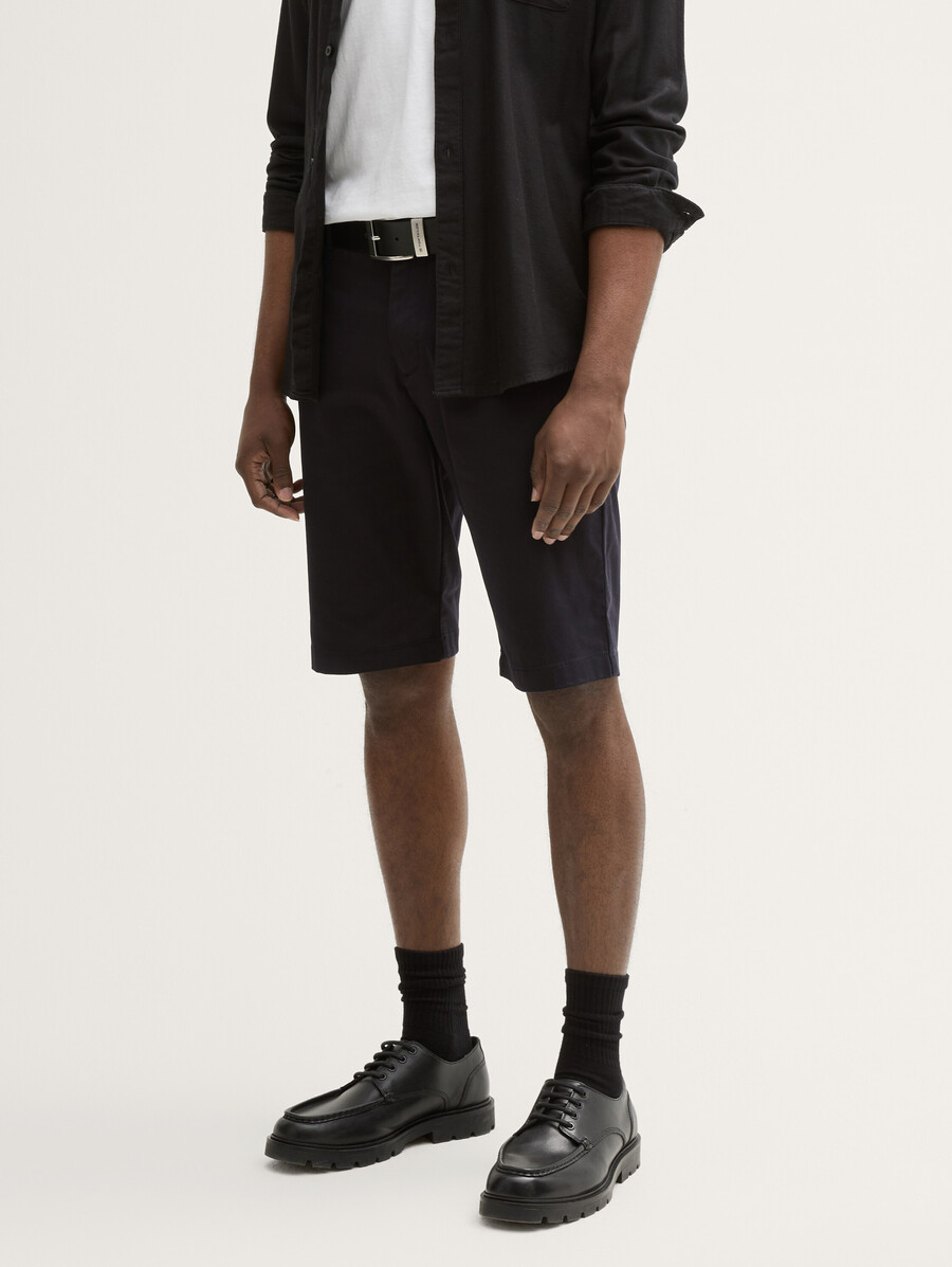 chino-shorts in normaler passform