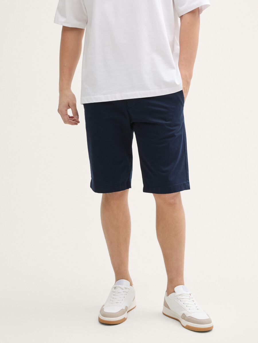 chino-shorts in normaler passform