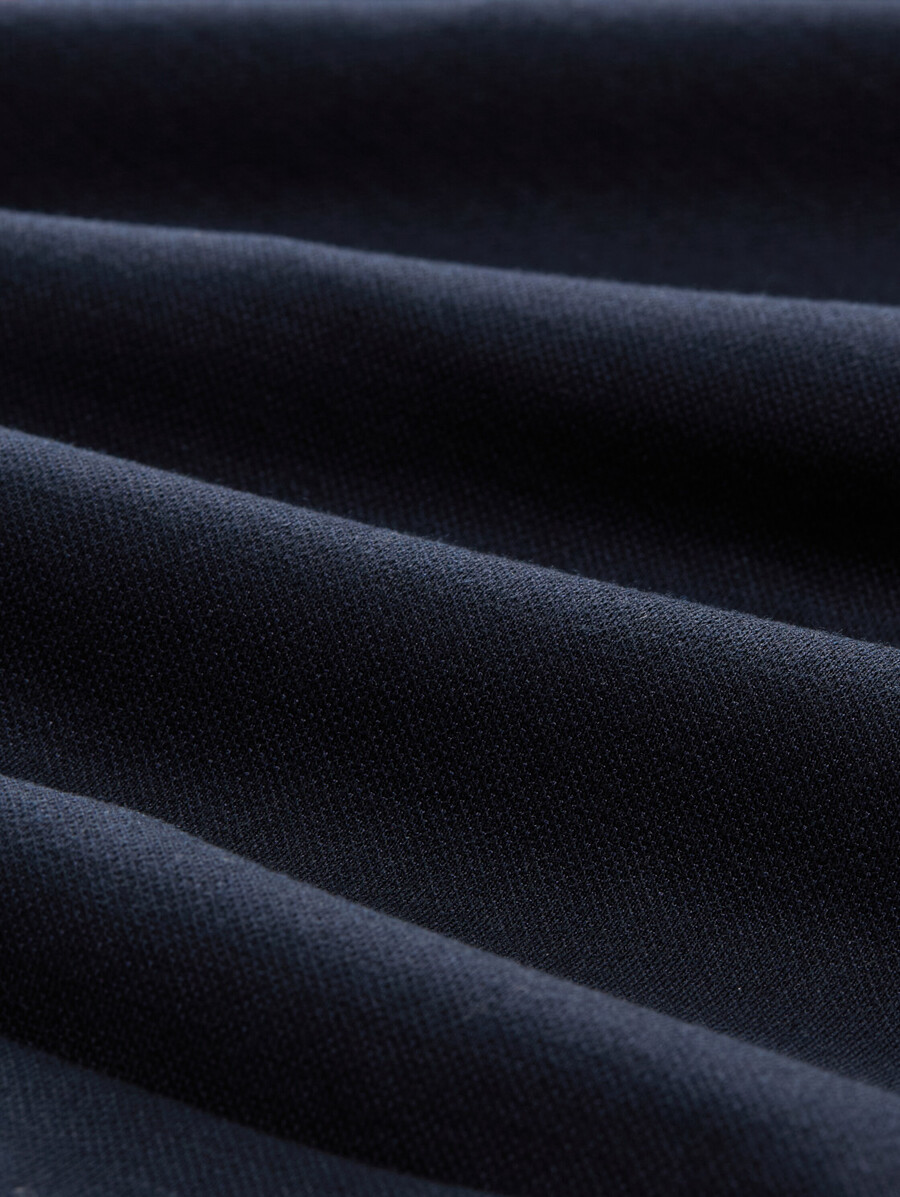 schmal geschnittene chino-shorts aus piqué