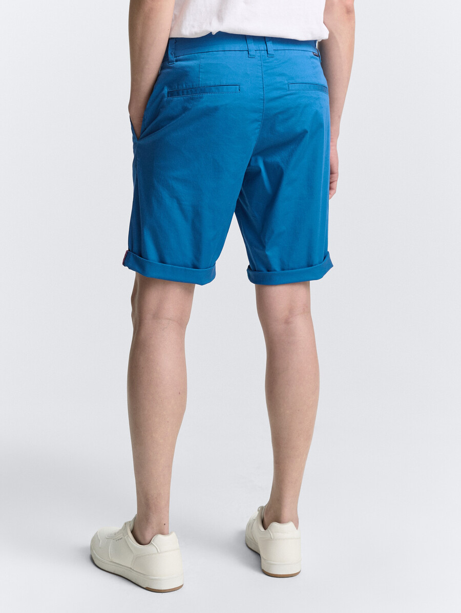 leichte chino-shorts in regulärer größe