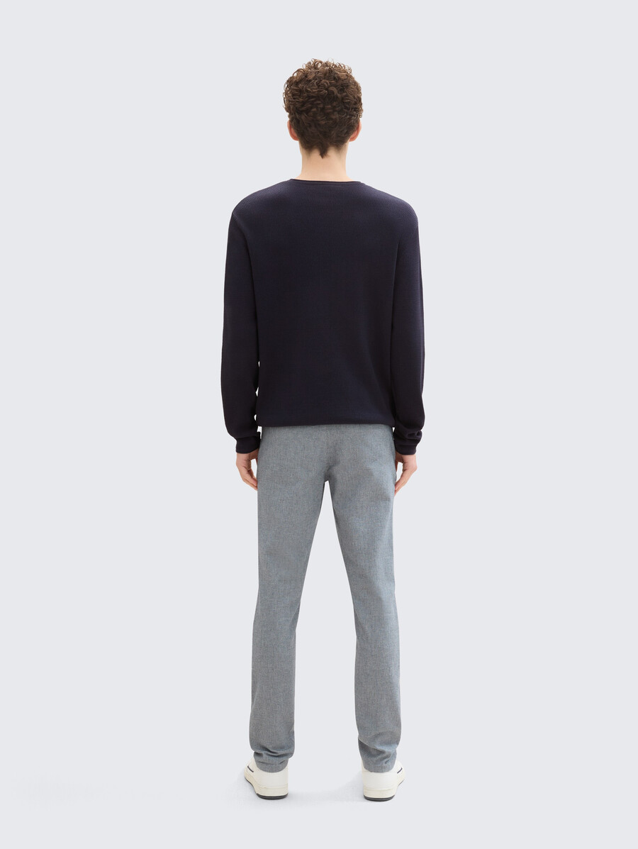 chino-hose mit geradem schnitt und gürtel