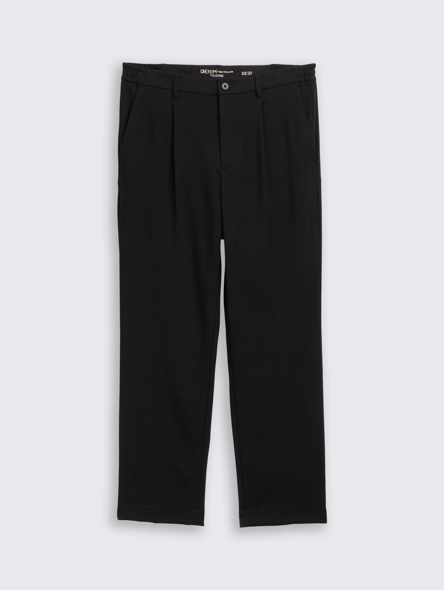 lockere chino-hose mit bügelfalte