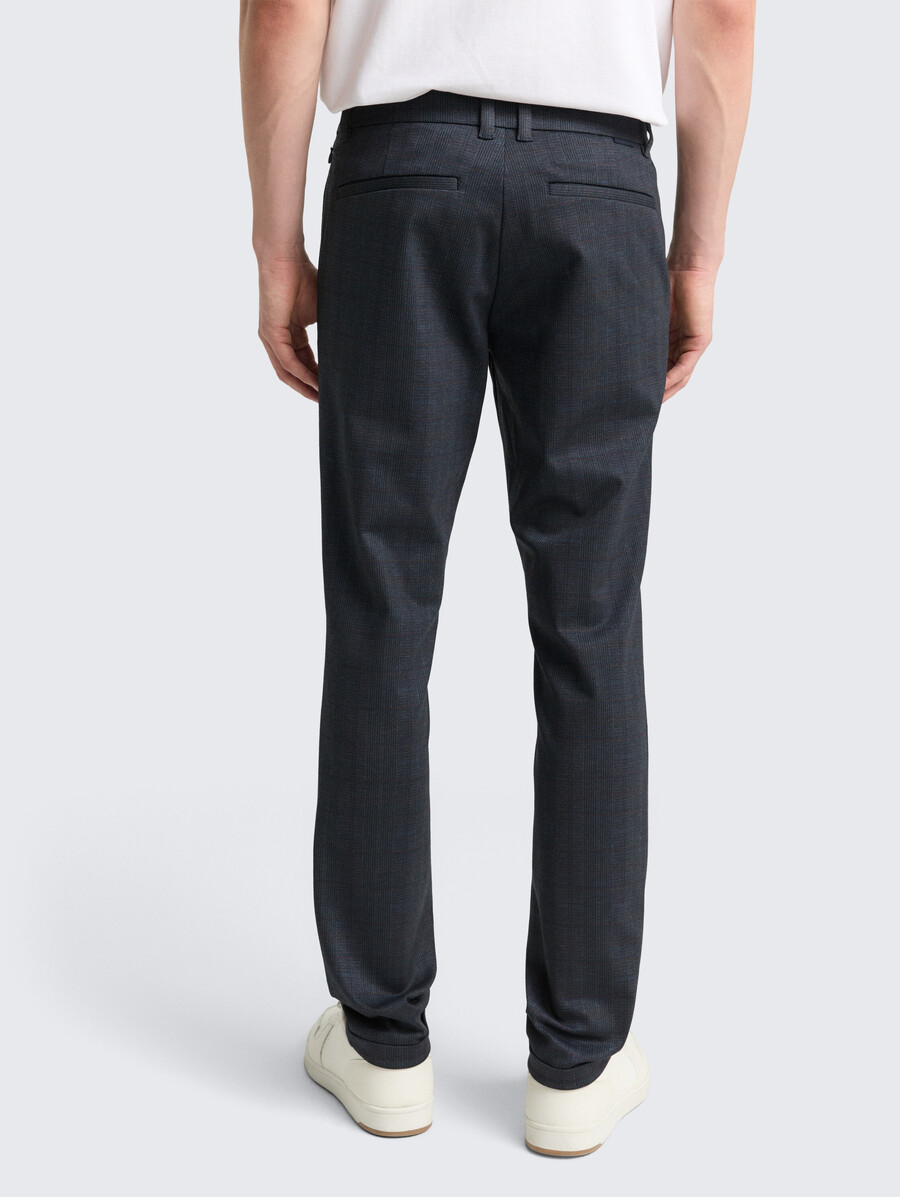 tttravis slim chino-hose aus piqué-jersey
