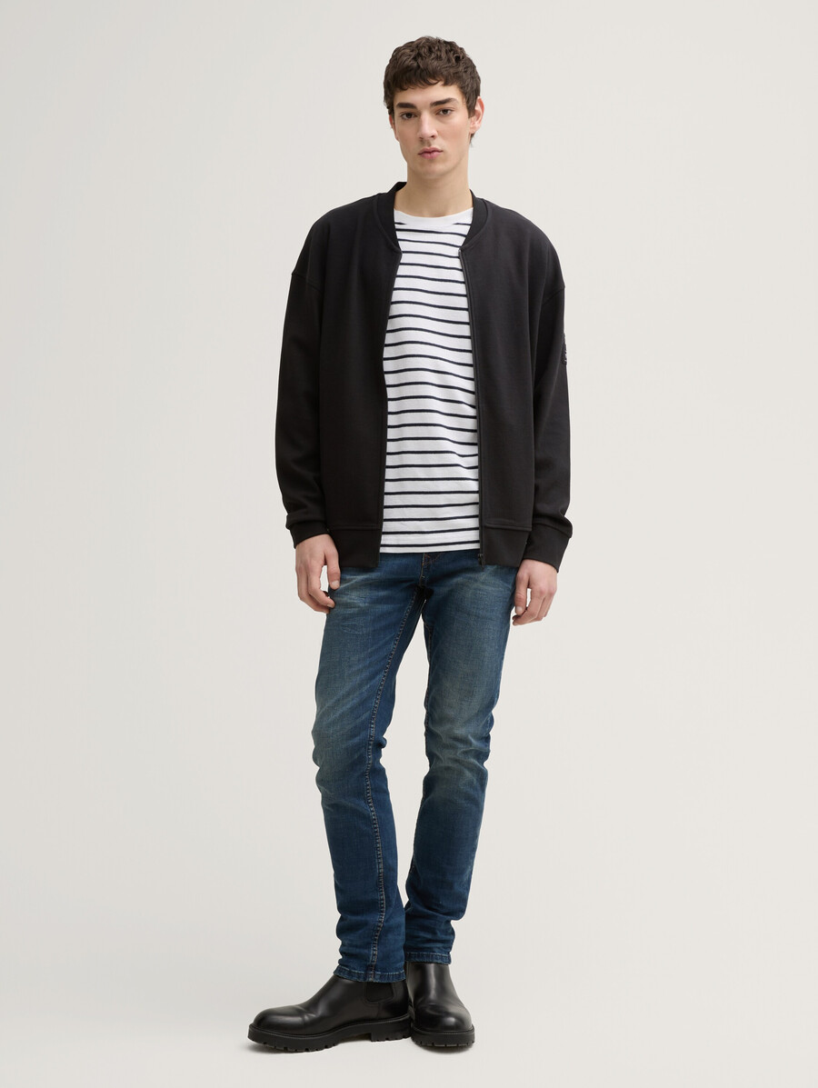 bomberjacke in lässiger passform