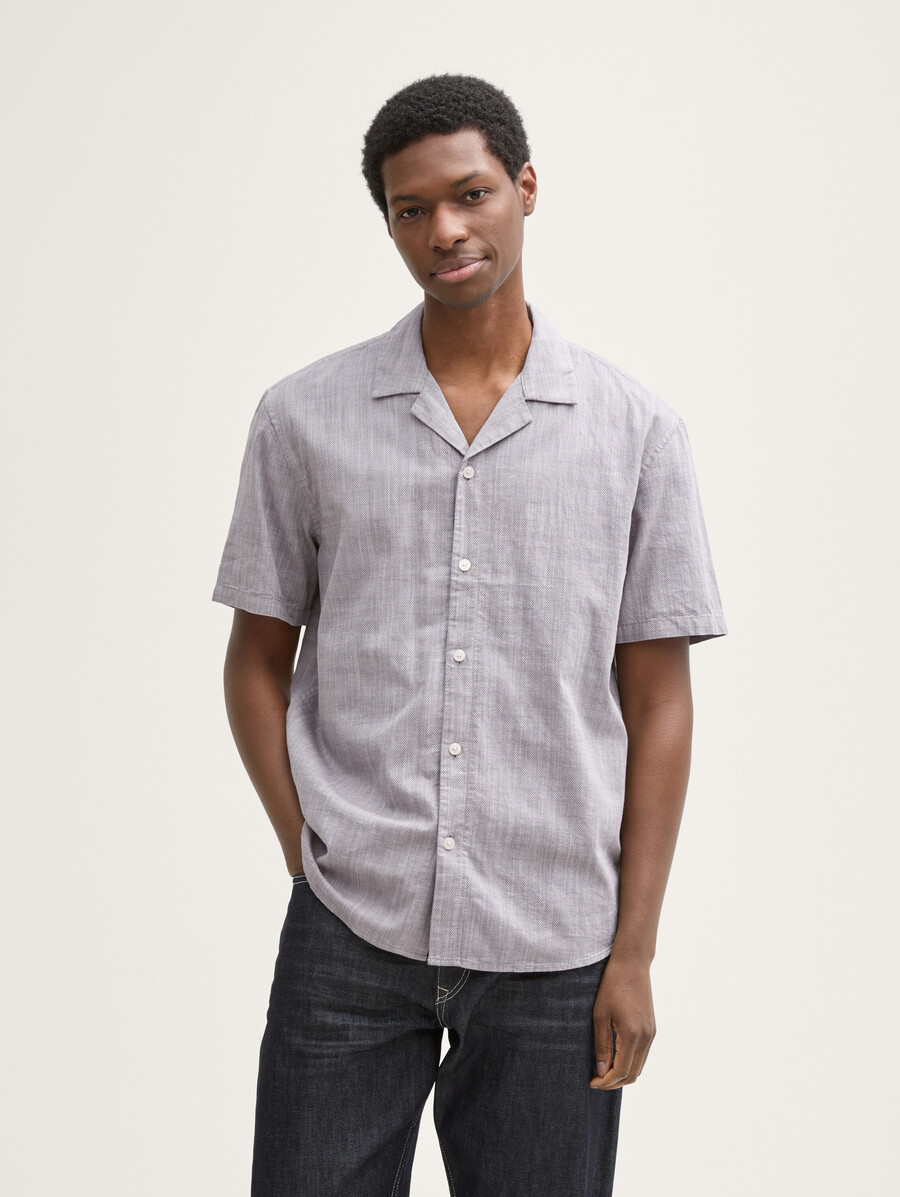 lässig geschnittenes kurzärmeliges baumwollhemd
