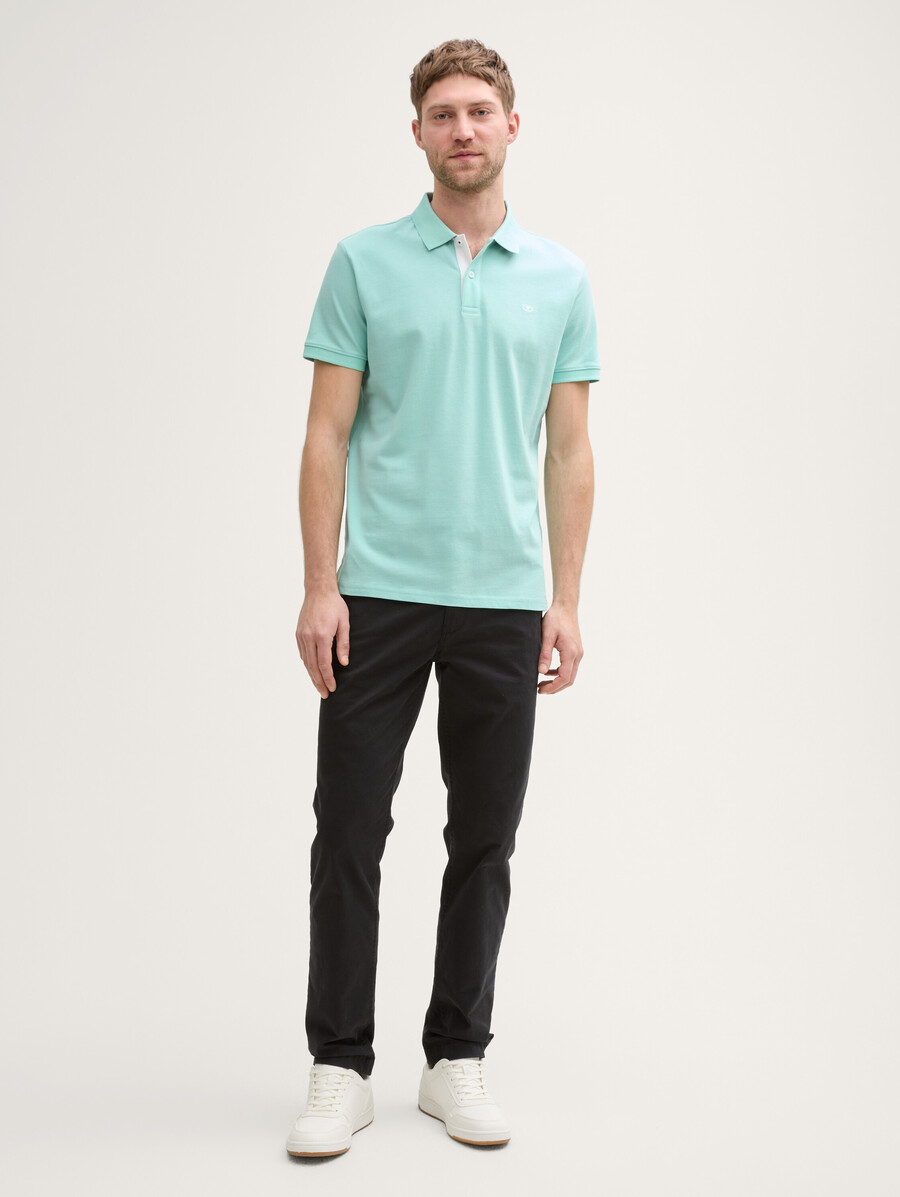 piqué-poloshirt mit gesticktem logo