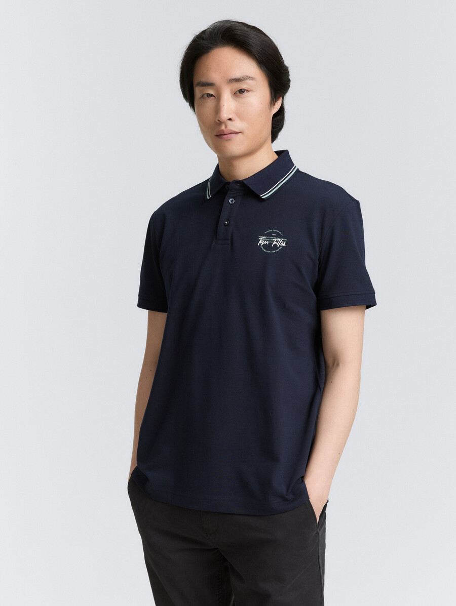 piqué-poloshirt mit aufdruck