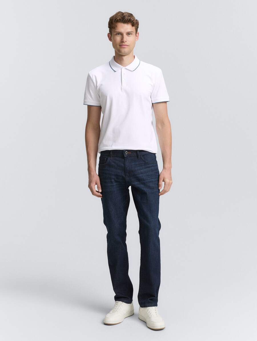 schmal geschnittenes jersey-poloshirt mit stretchanteil