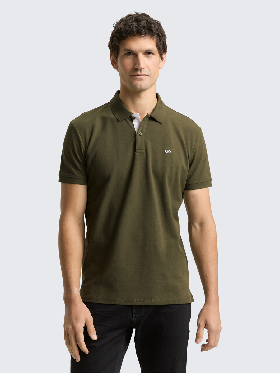 piqué-poloshirt mit gesticktem logo