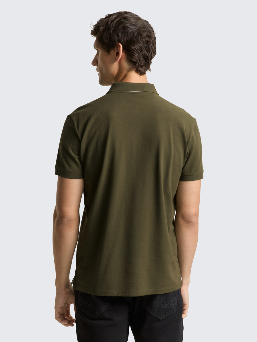 piqué-poloshirt mit gesticktem logo