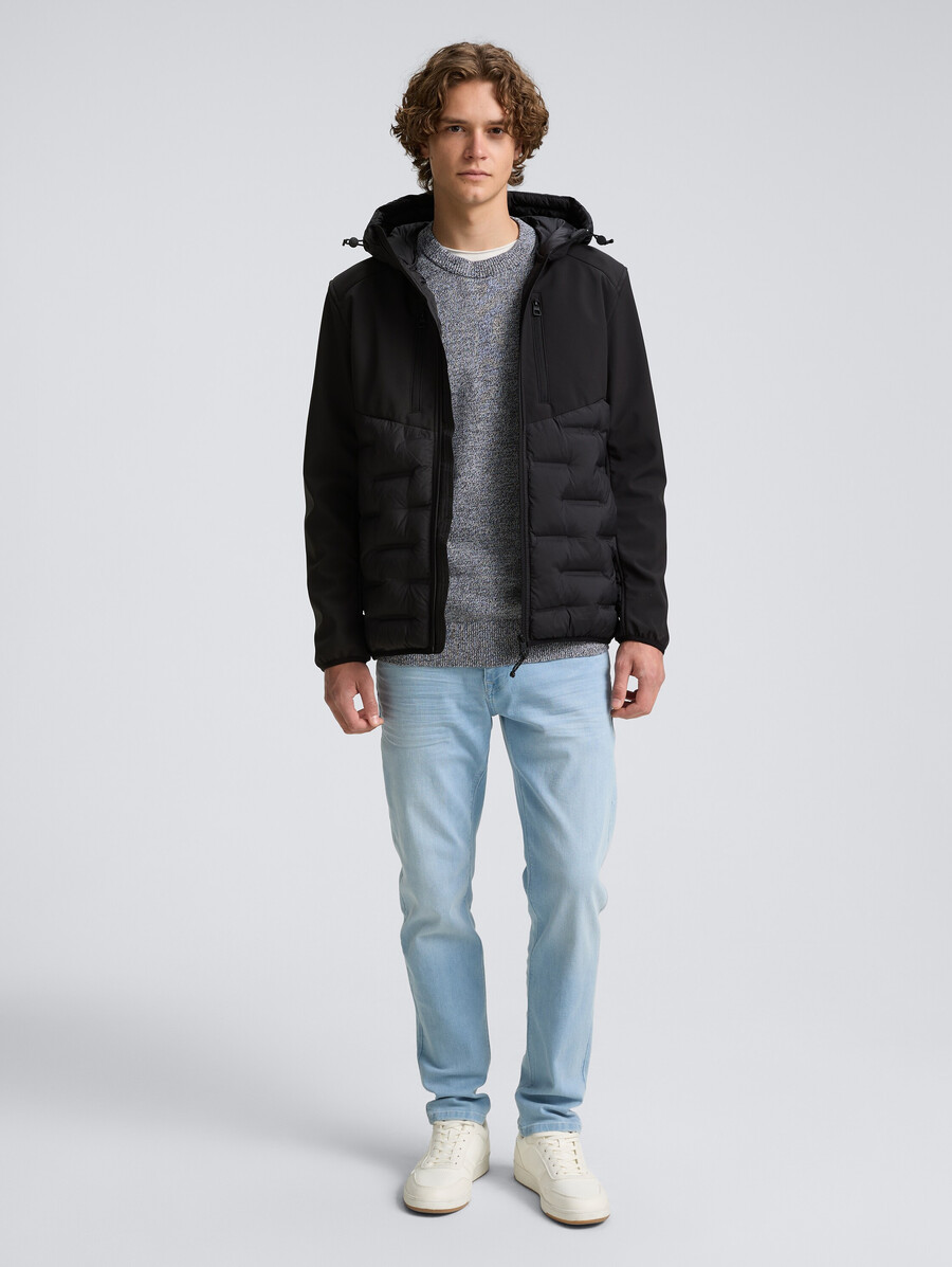 hybrid-steppjacke mit kapuze