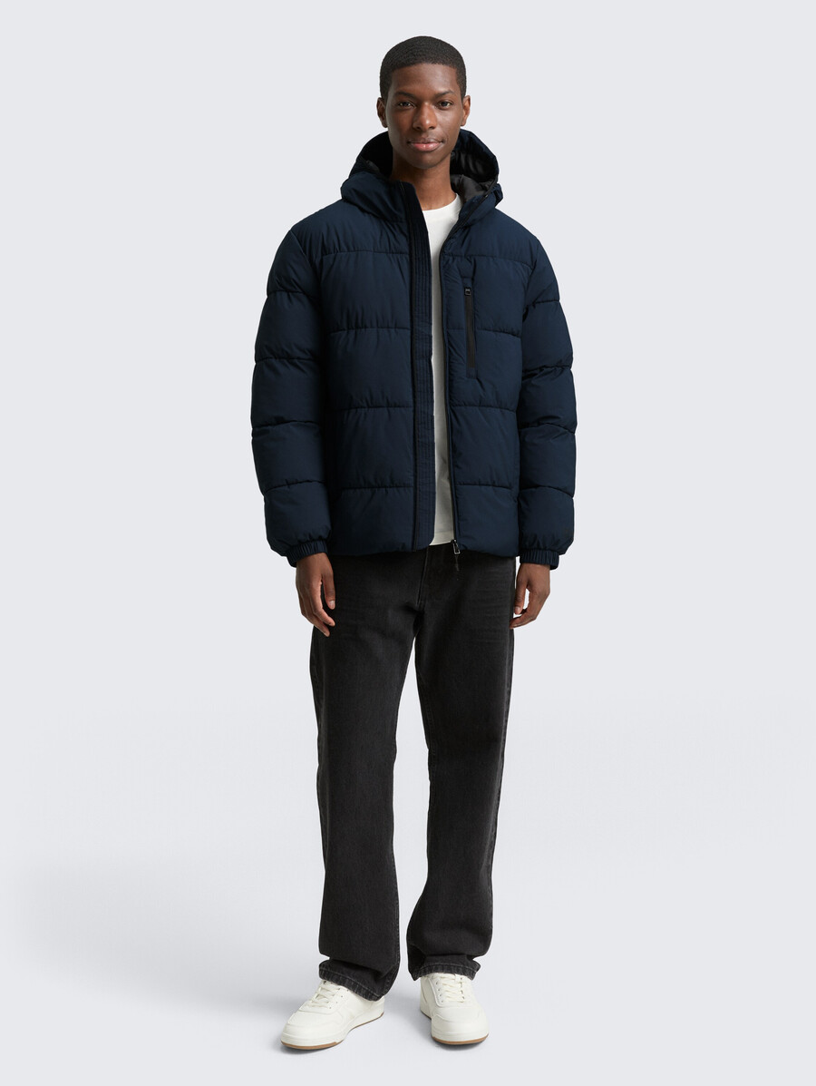 leichte steppjacke mit kapuze