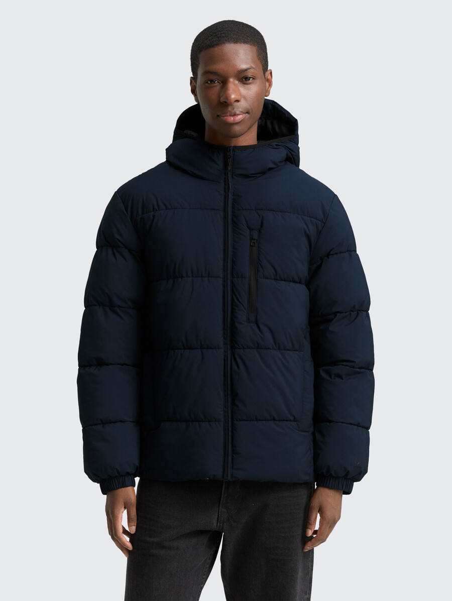 leichte steppjacke mit kapuze
