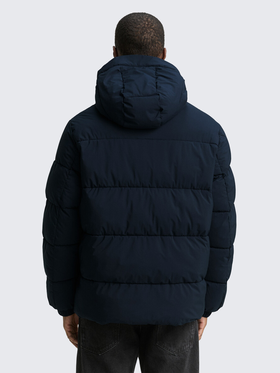 leichte steppjacke mit kapuze