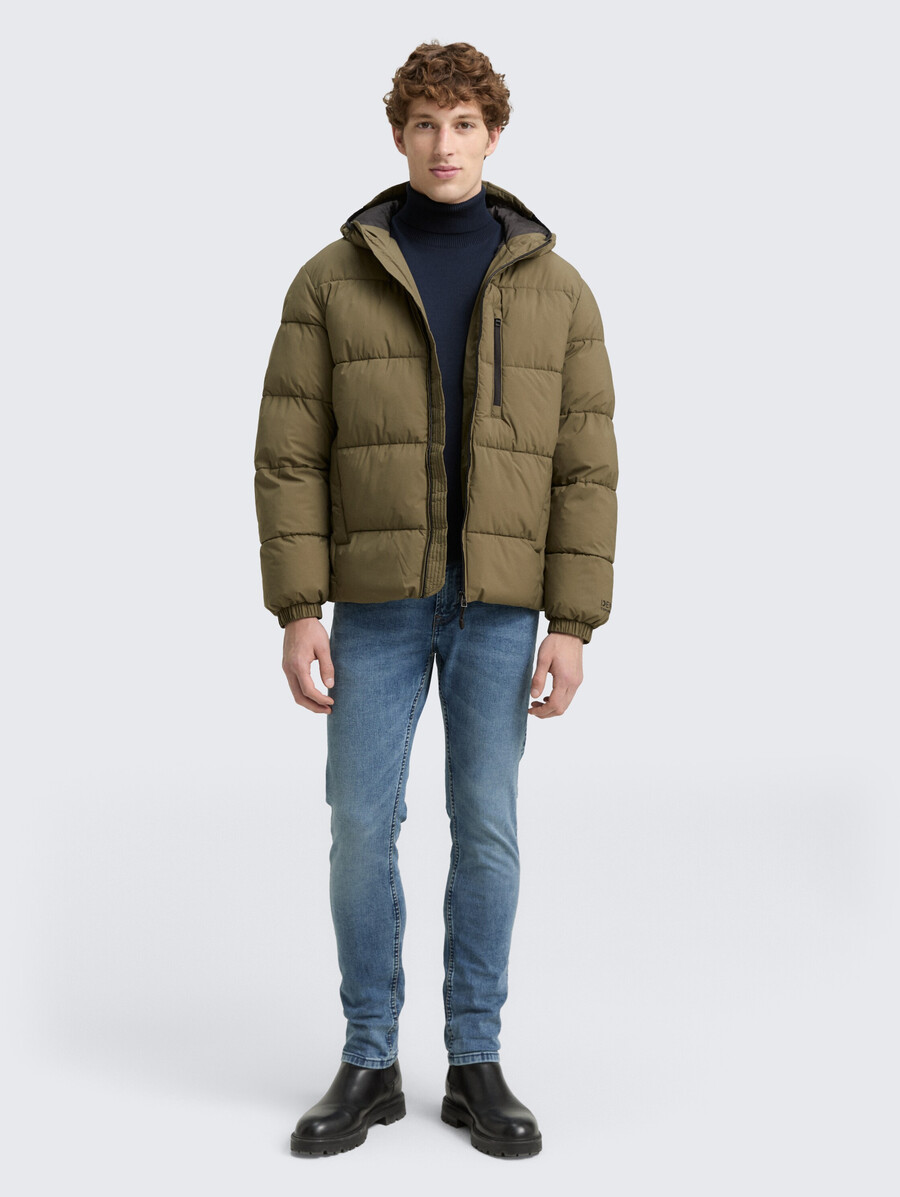 leichte steppjacke mit kapuze