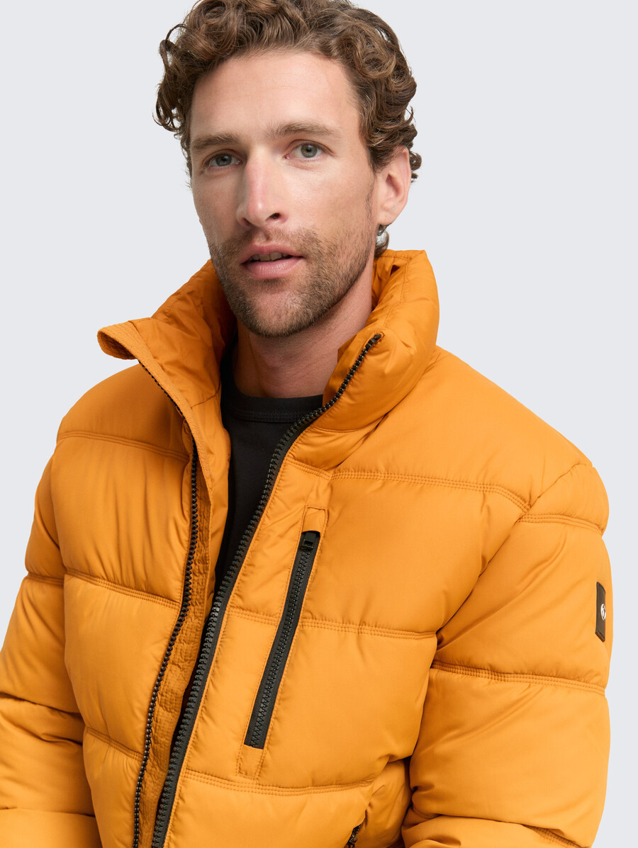 steppjacke aus wasserabweisendem material