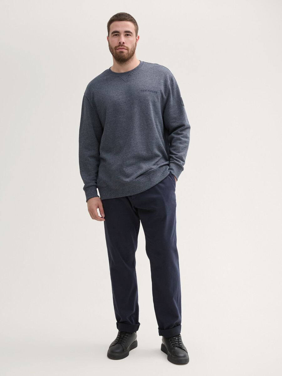 sweatshirt in Übergröße mit logodetails