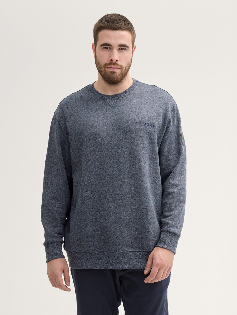 sweatshirt in Übergröße mit logodetails