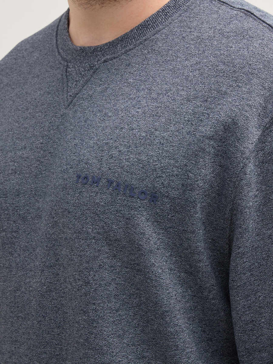 sweatshirt in Übergröße mit logodetails