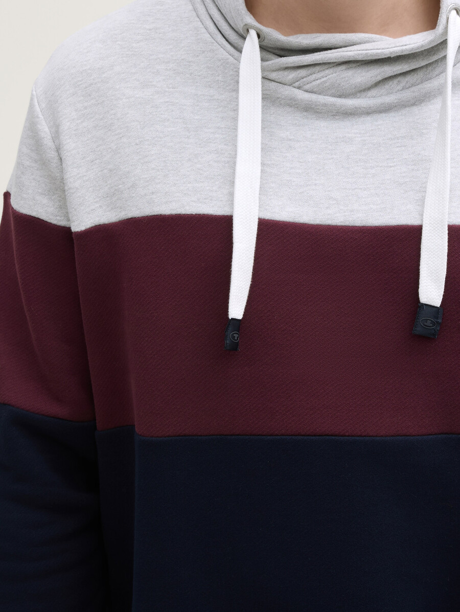 plus size – sweatshirt mit farbblockmuster