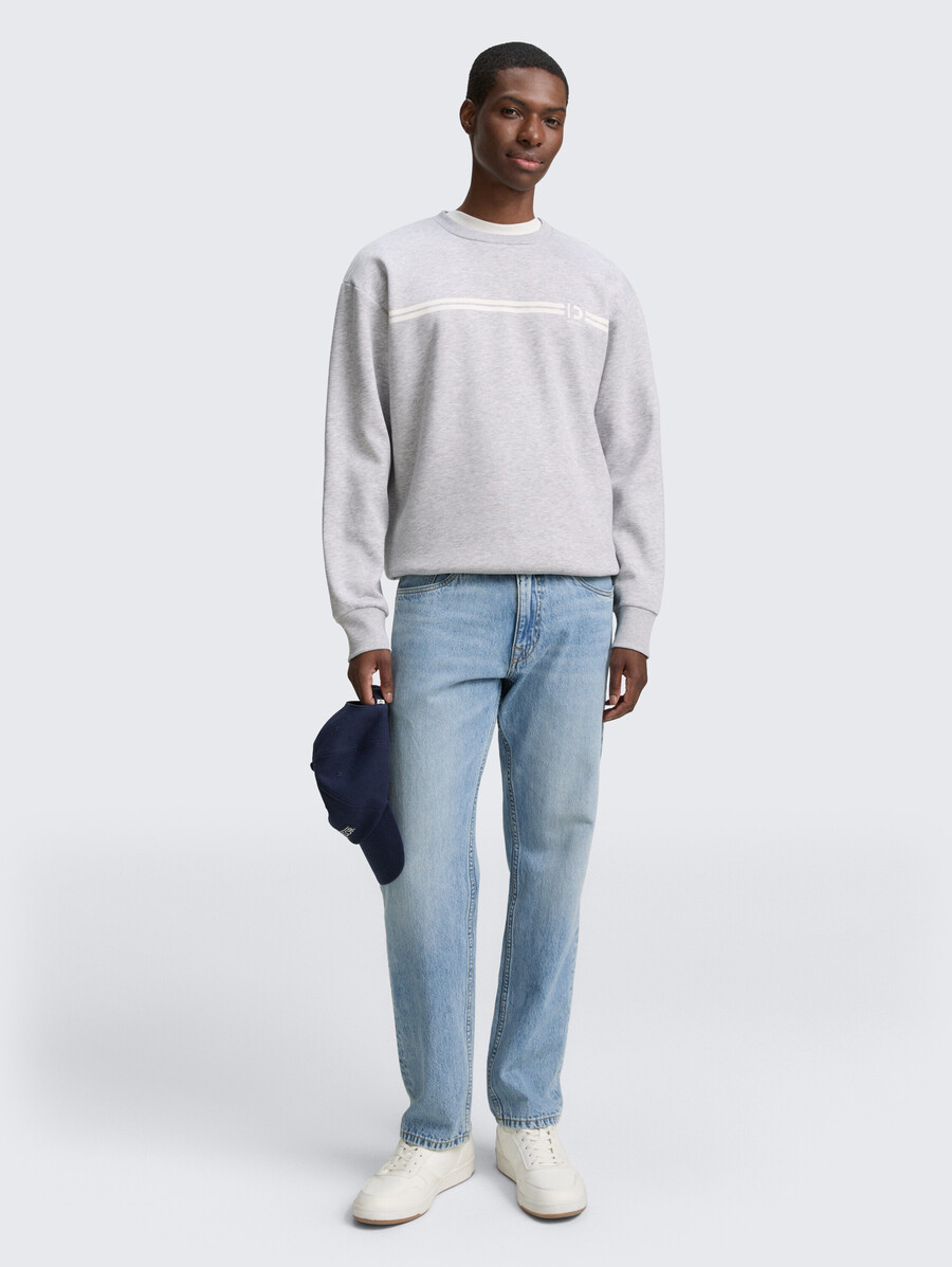 sweatshirt mit rundhalsausschnitt und aufdruck