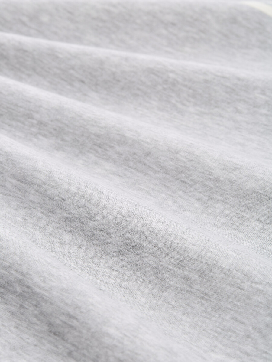 sweatshirt mit rundhalsausschnitt und aufdruck