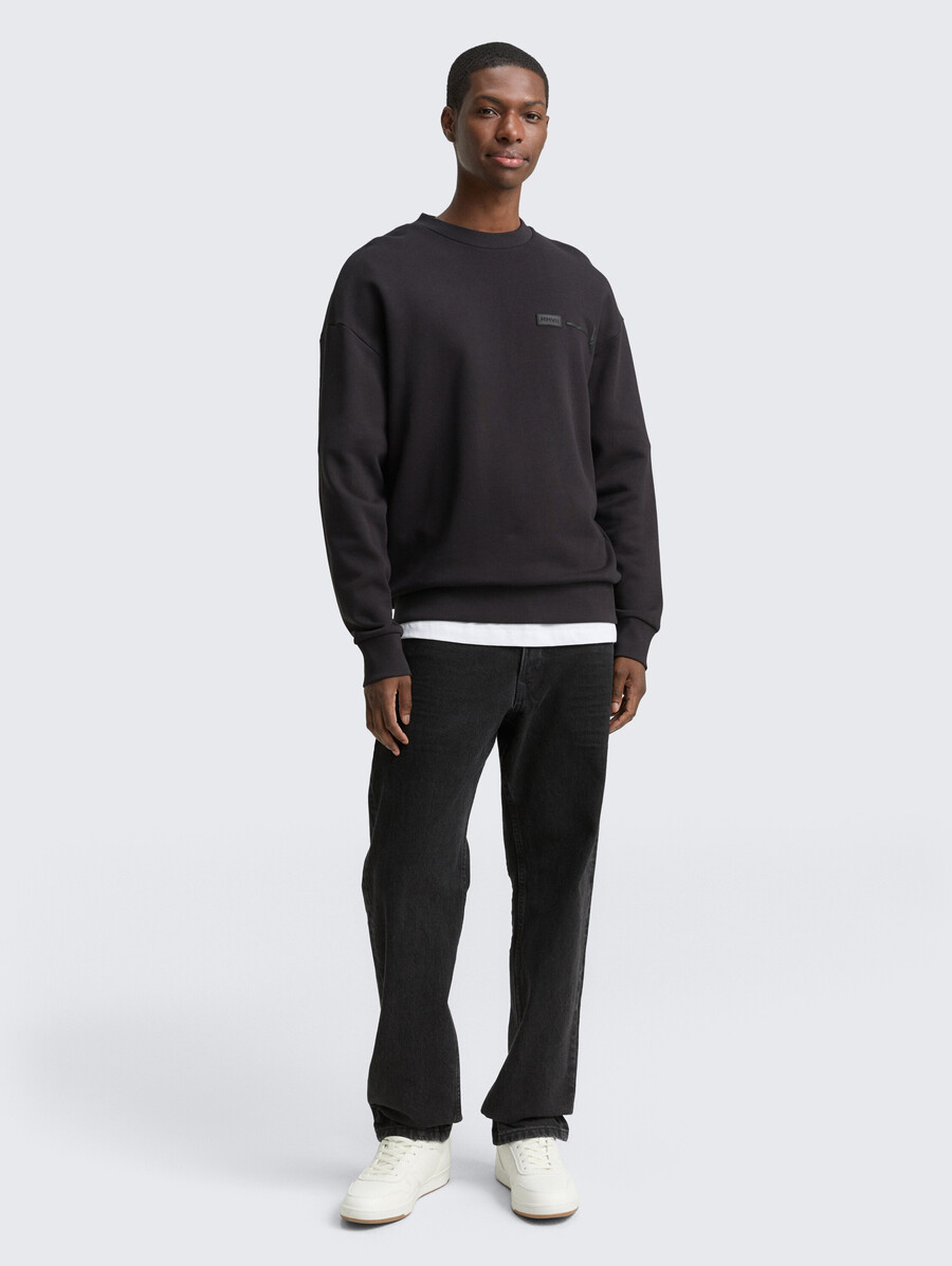 lässig geschnittenes sweatshirt mit rückendruck