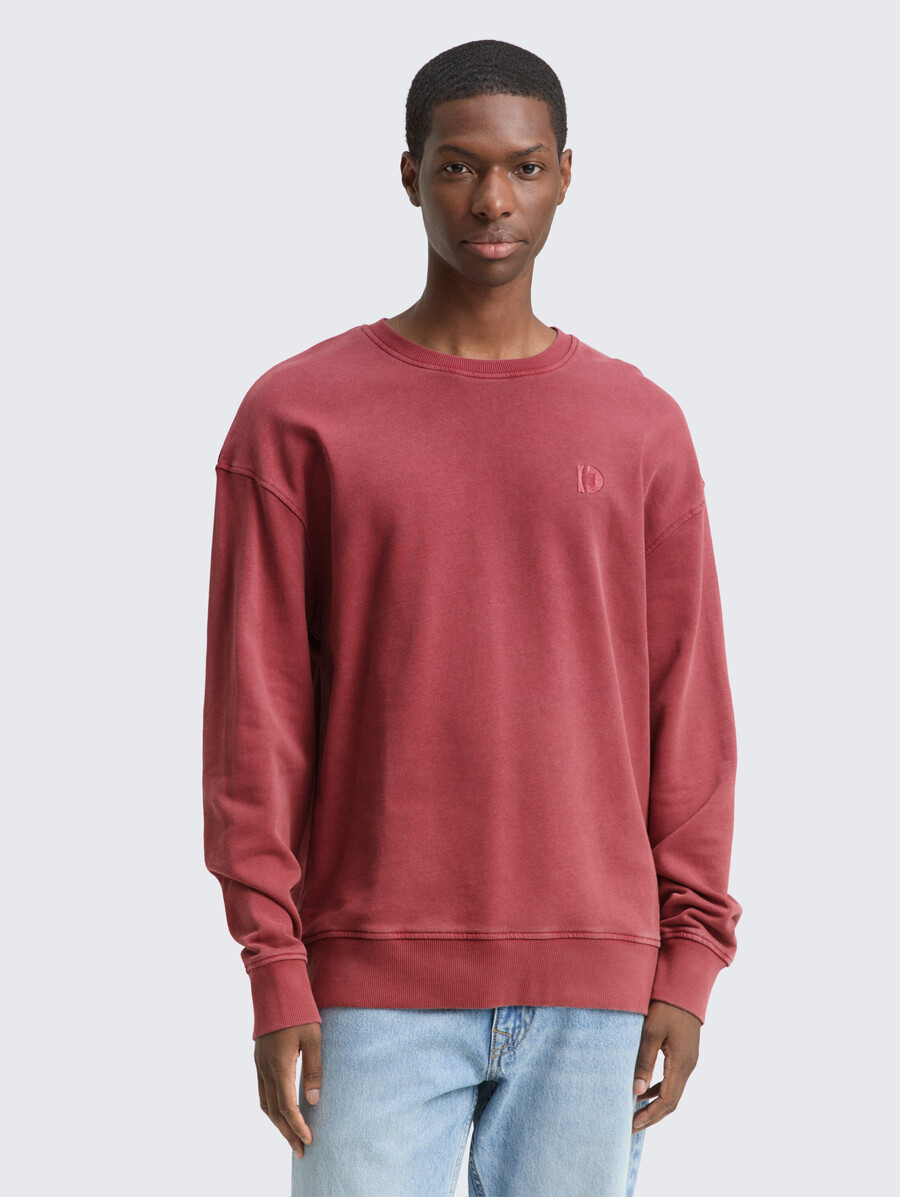 lässiges überfärbtes sweatshirt