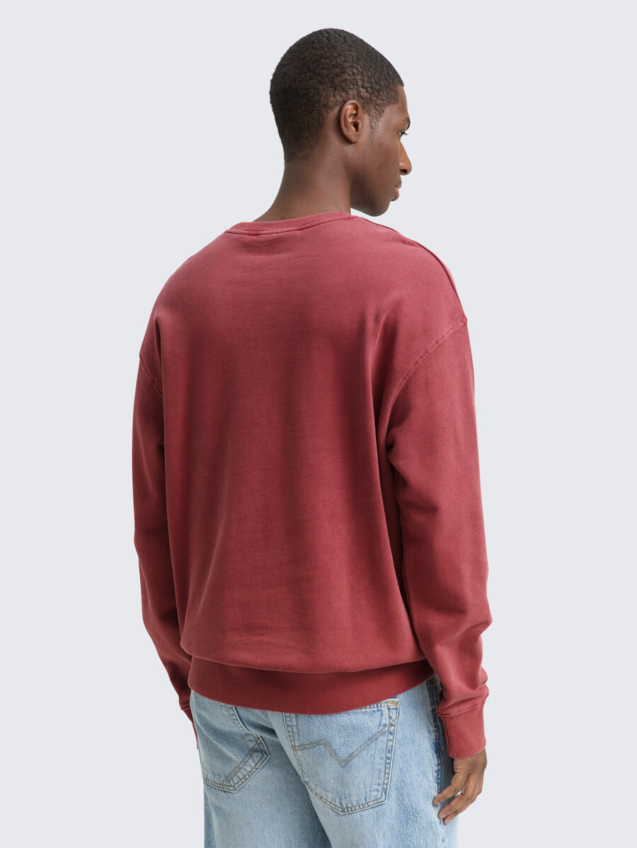 lässiges überfärbtes sweatshirt