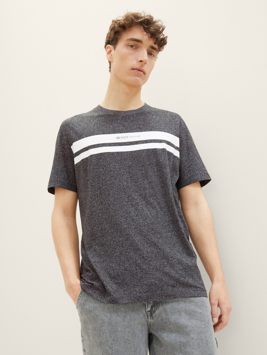 t-shirt mit aufdruck
