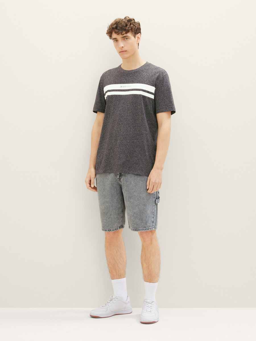 t-shirt mit aufdruck