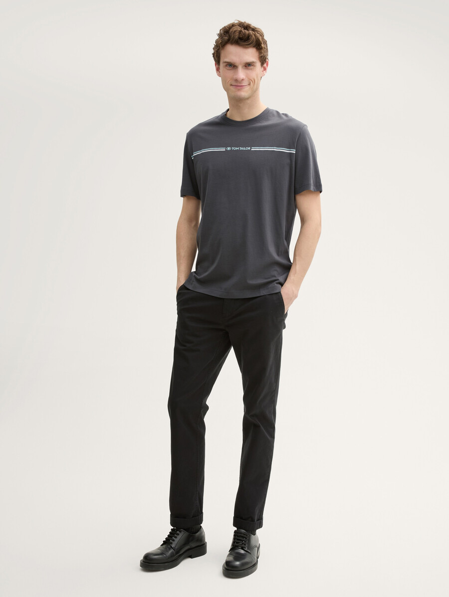 t-shirt mit aufdruck