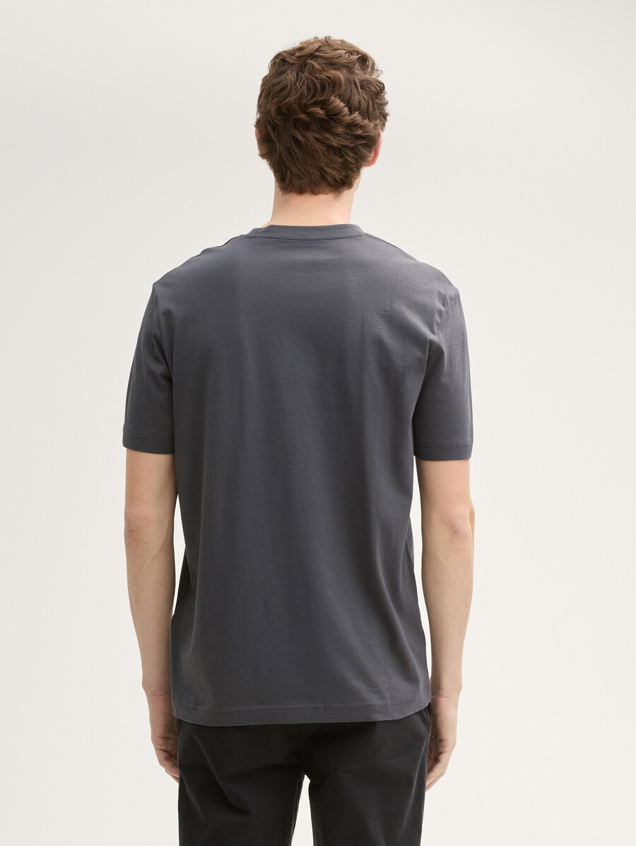 t-shirt mit aufdruck