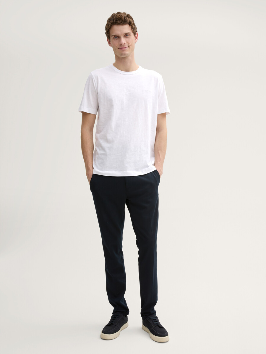 einfaches baumwoll-t-shirt