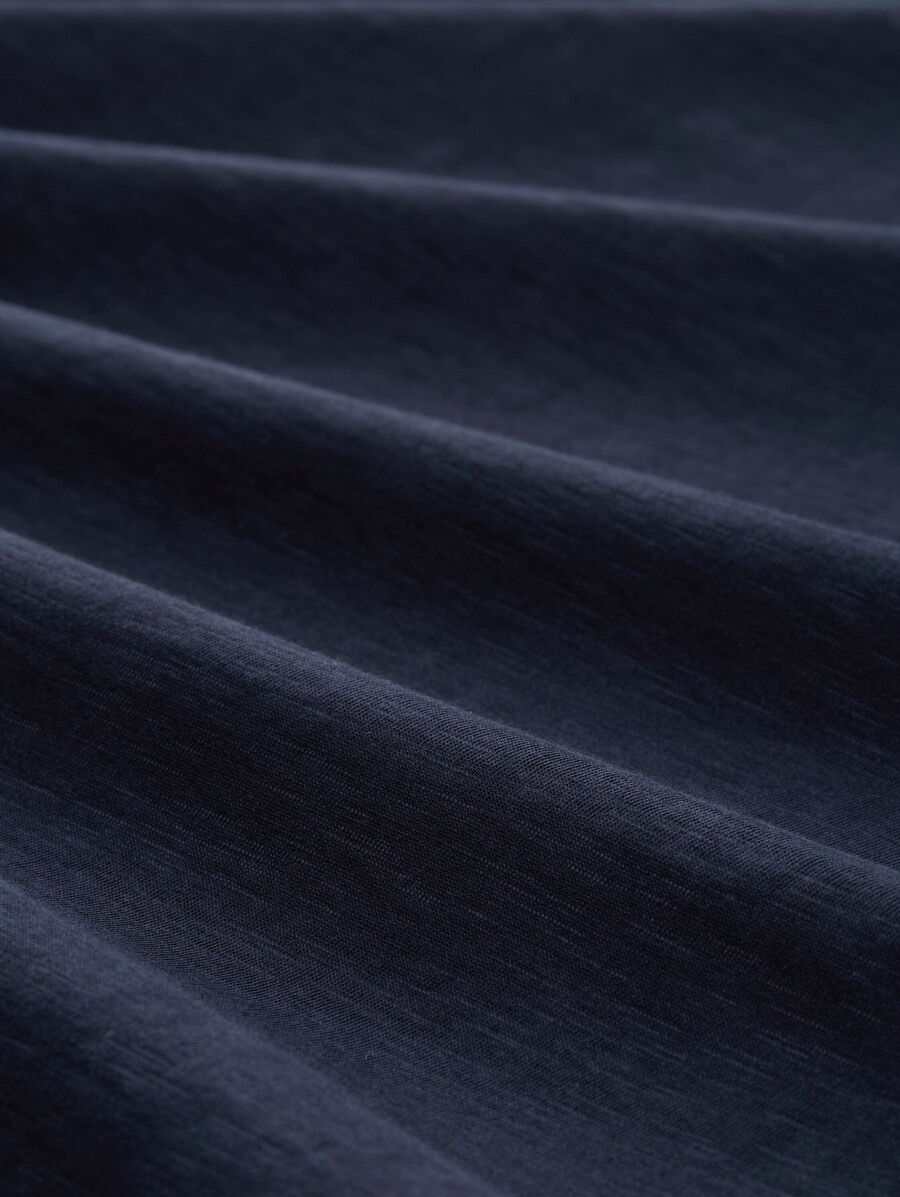 einfaches baumwoll-t-shirt