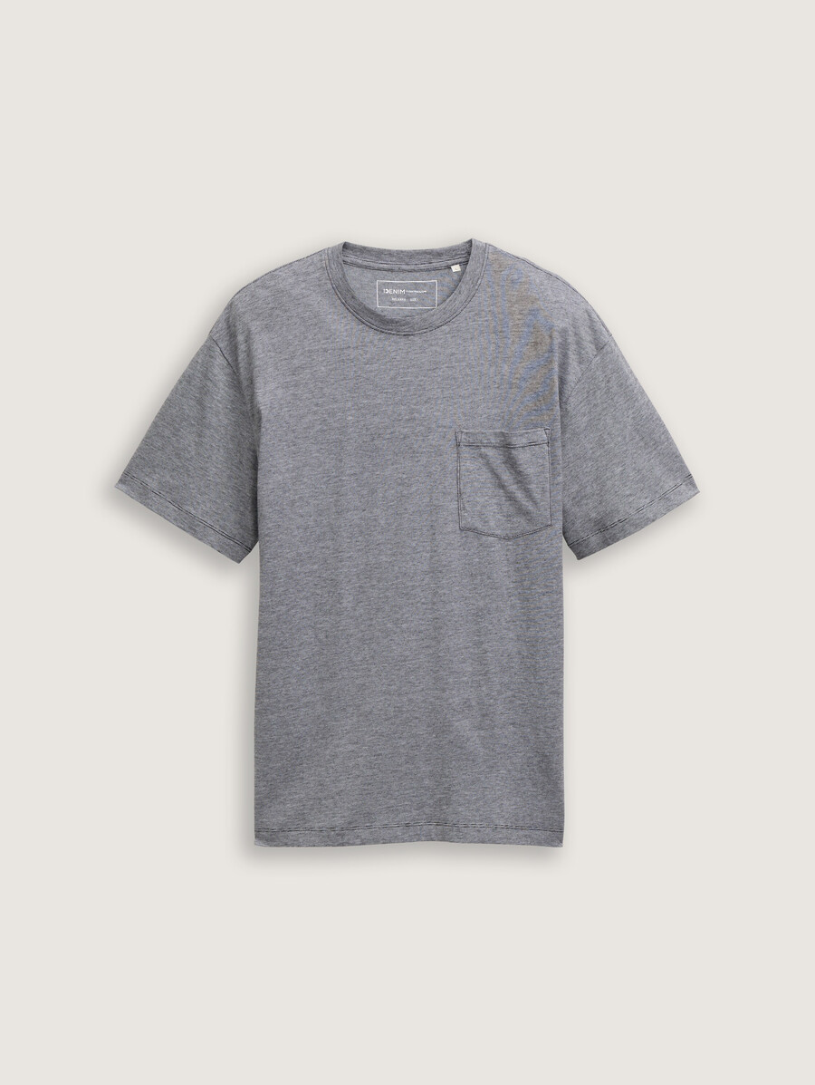 lässiges t-shirt mit brusttasche